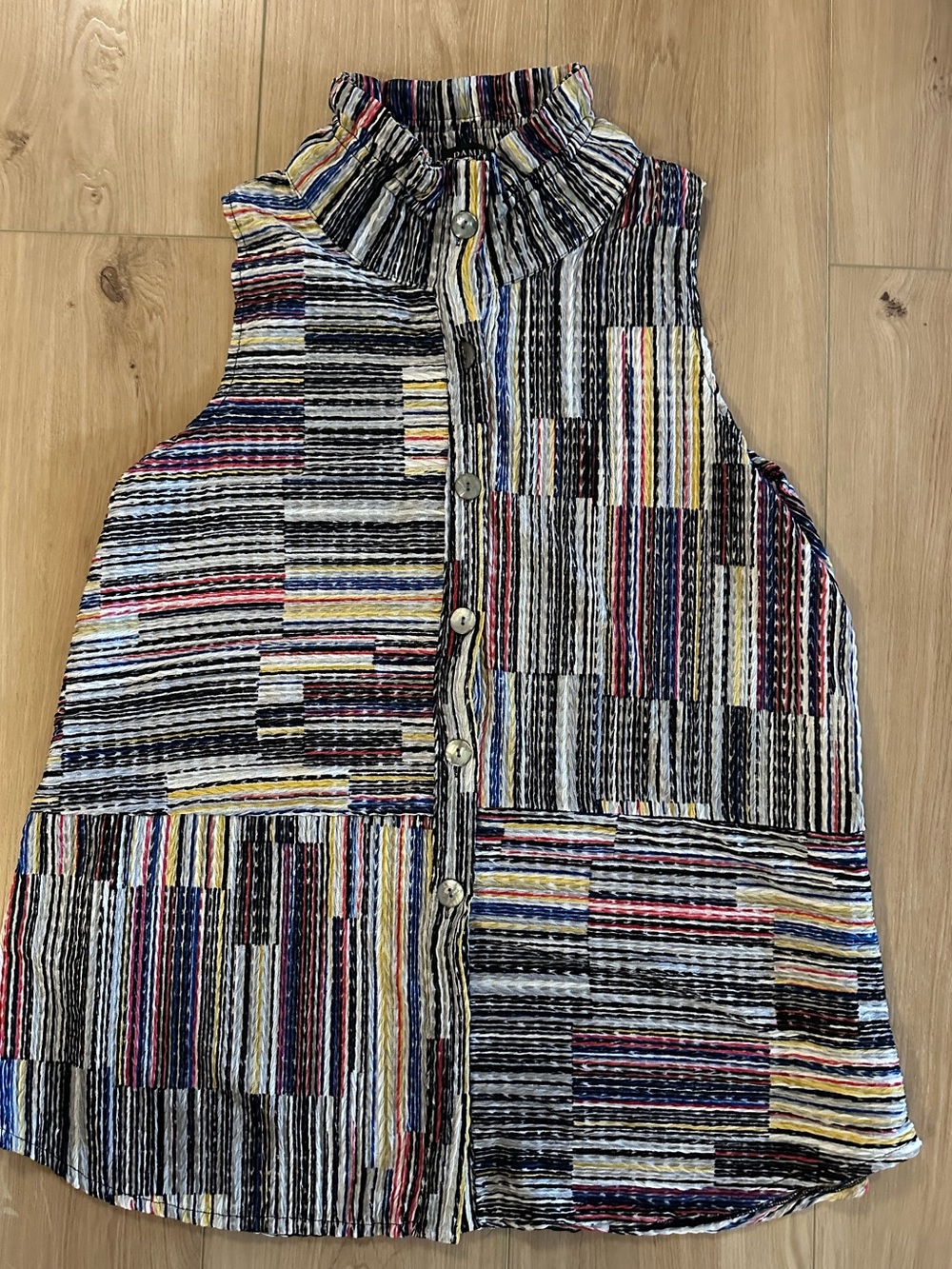 Damee sleeveless blouse